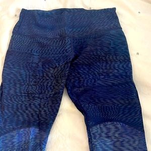 Lululemon like new nylon/Lycra yoga pant